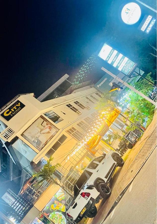 Airport होटल Katunayake